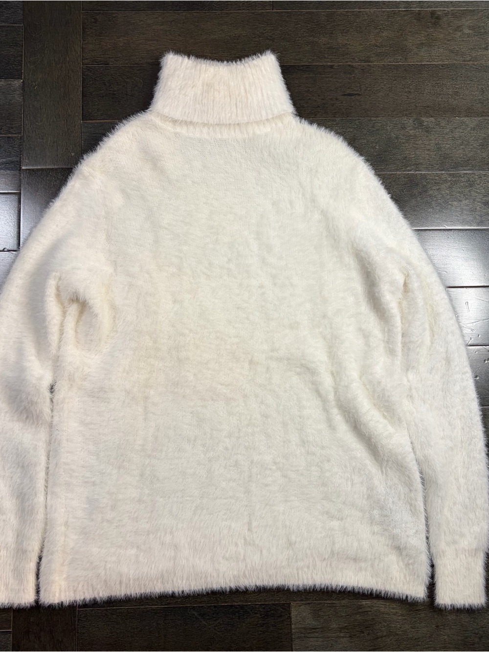 Zara Knit Fuzzy Eyelash Turtleneck Sweater Ivory Cream Soft Cozy Women’s Medium
